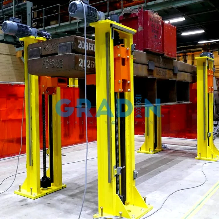 Gradin-Bespoke-Four-Post-Screw-Lift-Synchronized-Mechanical-Lifting-System